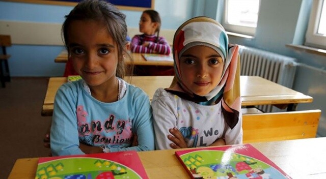 610 bin 278 mülteci çocuğu okutuyoruz!