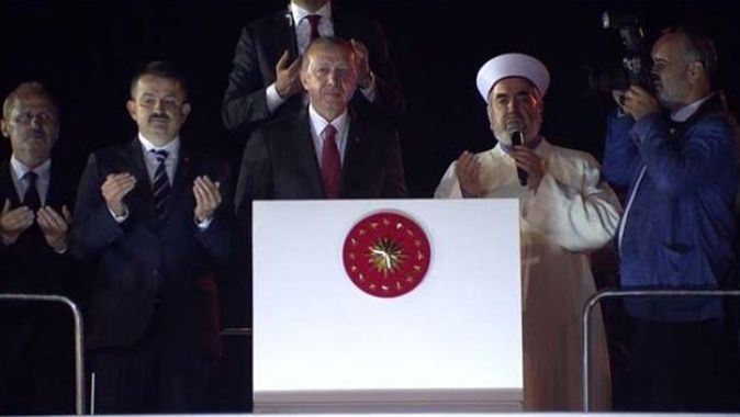 Cumhurbaşkanı Erdoğan Sarıyer&#039;de balık av sezonunun açılışını yaptı