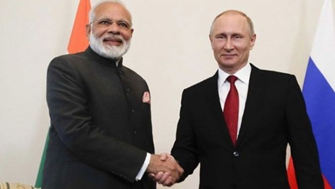 Rusya ve Hindistan savaş uçağı yapmaya hazırlanıyor