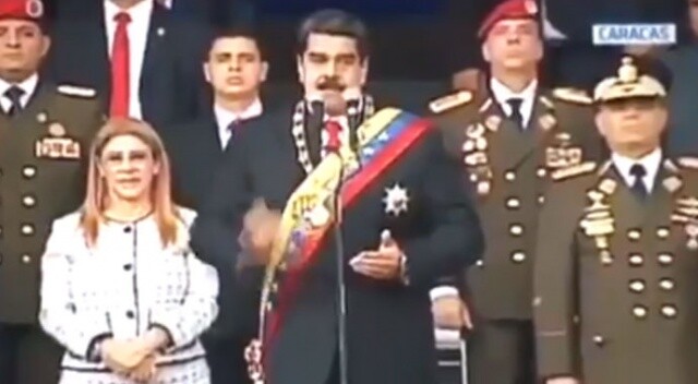 Son dakika... Maduro&#039;ya canlı yayında suikast girişimi