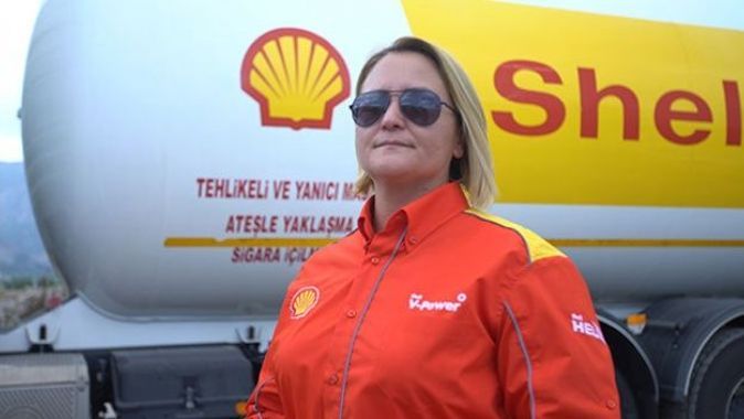 Türkiye’nin ilk kadın LPG tankeri kaptanı