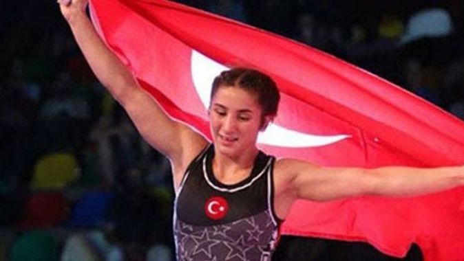 Zeynep Yetgil&#039;den altın madalya