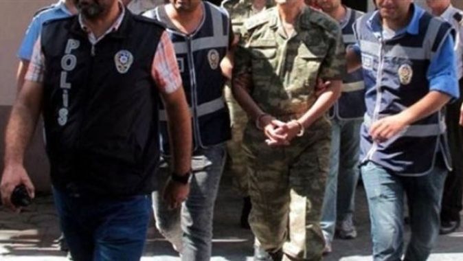 Ankara&#039;da 13 binbaşı hakkında gözaltı kararı