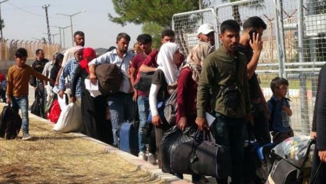 Bayram için giden Suriyeliler erken dönüyor