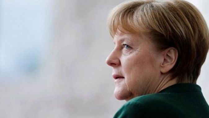 Son dakika: Merkel&#039;den Suriye&#039;de dengeleri değiştirecek çıkış