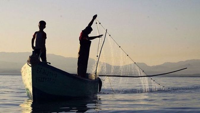 Körfez&#039;de Suudi balıkçılara saldırı: 3 yaralı