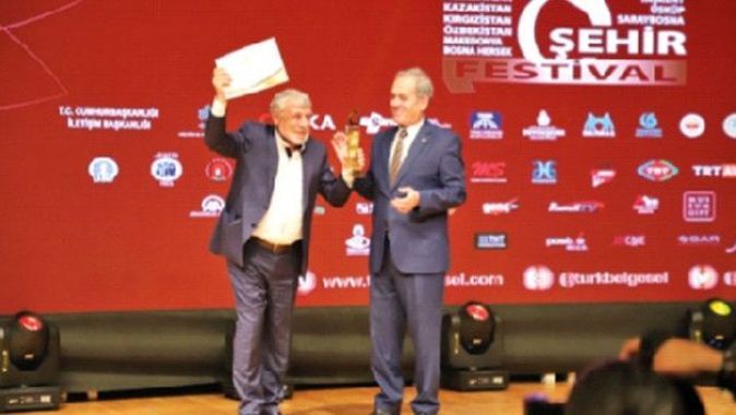 Ödüller Türk  dünyası için