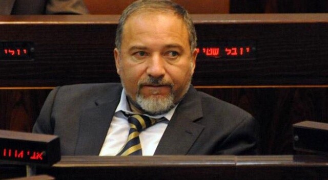 İsrail Savunma Bakanı Lieberman istifa etti
