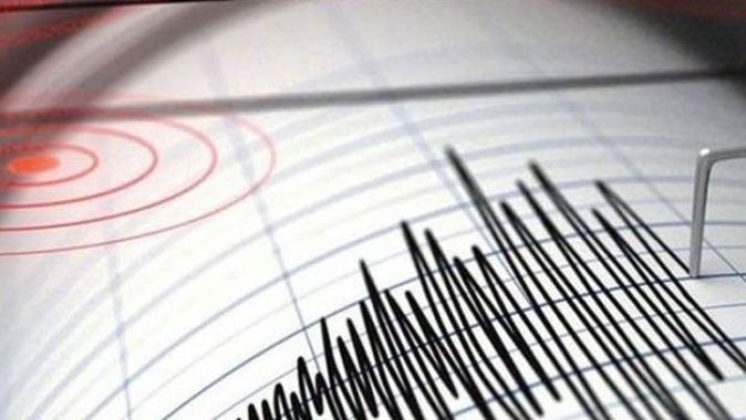 Akdeniz&#039;de 4,2 büyüklüğünde deprem | SON DEPREMLER