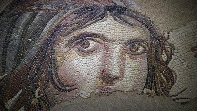 Bakan tarih verdi! &#039;Çingene Kızı&#039; mozaiği geliyor
