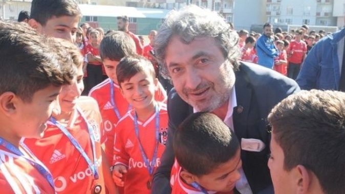 Beşiktaş’tan 10 bin Cizreli çocuğa forma