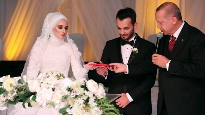Cumhurbaşkanı Erdoğan nikah şahidi oldu!