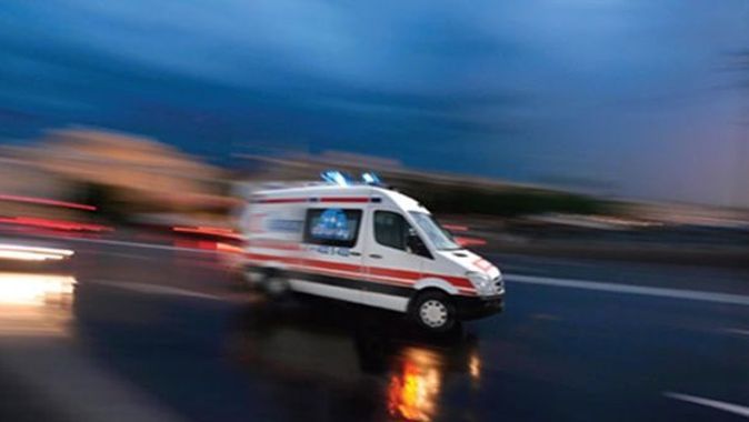 Hadımköy’de hafriyat kamyonu devrildi, şoförü öldü