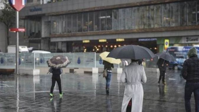 Meteoroloji&#039;den son dakika açıklaması! İstanbul&#039;da yağış ne kadar sürecek?