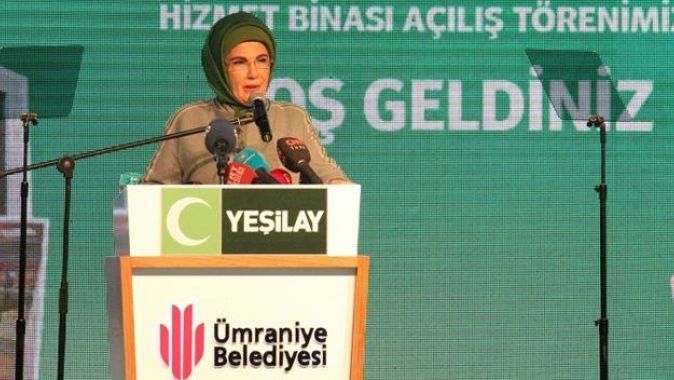 Emine Erdoğan: Çocuklarımızla aramıza aşılamayacak mesafeler koymamalıyız