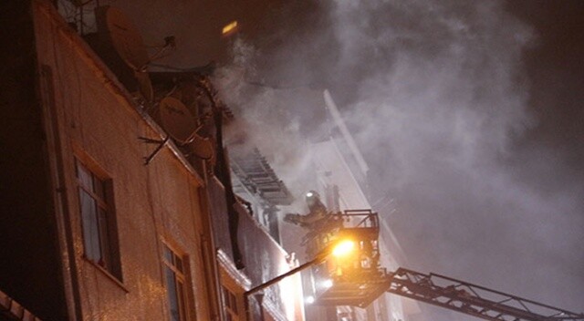Bayrampaşa&#039;da yangın: 4&#039;ü çocuk, 7 kişi yaralandı