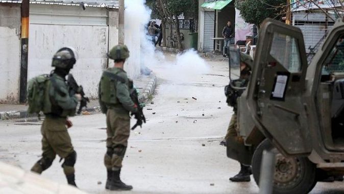 İsrail askerleri Batı Şeria&#039;da bir Filistinliyi şehit etti