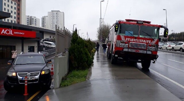 İstanbul&#039;da hastaneyi su bastı, yoğun bakım ünitesindeki çocuklar tahliye edildi
