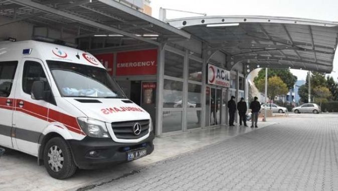 İzmir&#039;de gazdan etkilenen 4 kişi hastaneye kaldırıldı