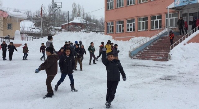 Bingöl ve Bitlis&#039;te eğitime kar engeli