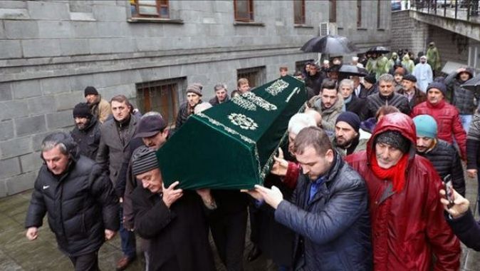 Cumhurbaşkanı Erdoğan&#039;ın dayısının cenazesi toprağa verildi