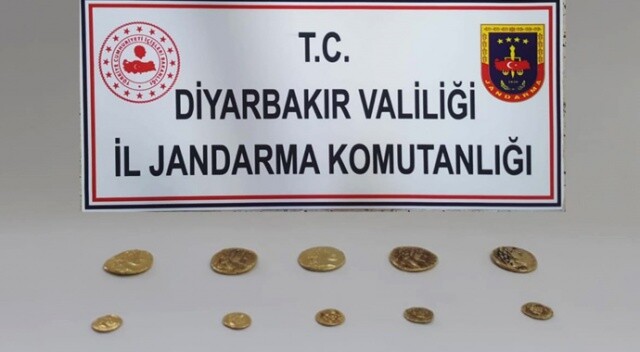 Diyarbakır’da 14 altın sikke ele geçirildi