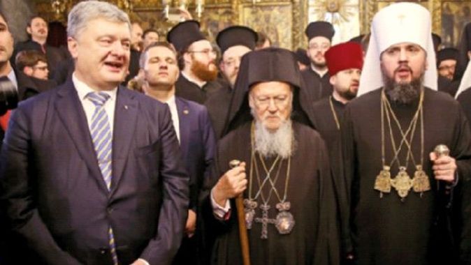 Ukrayna Kilisesi’ne  bağımsızlık statüsü