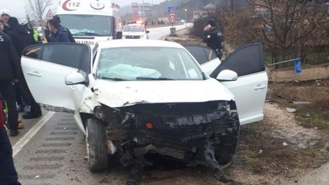 Karabük&#039;te trafik kazası: 4 yaralı