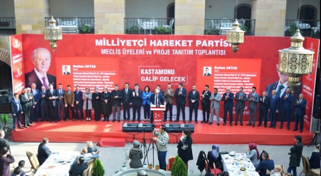 MHP, Belediye Meclis Üyelerini tanıttı