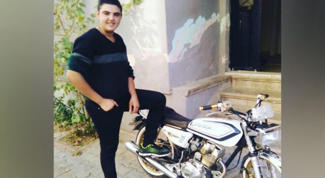 Tıra çarpan kasksız motosikletli sürücü hayatını kaybetti