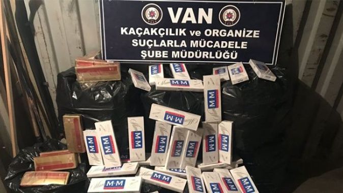 Van&#039;da polis 2018 yılında 1 milyon 697 bin paket kaçak sigara ele geçirdi