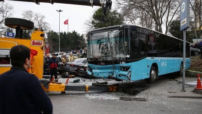 Beyazıt&#039;ta kazaya neden olan otobüs şoförü serbest bırakıldı