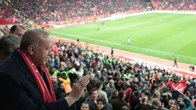 Cumhurbaşkanı Erdoğan&#039;dan Eskişehirli taraftarlara müjde