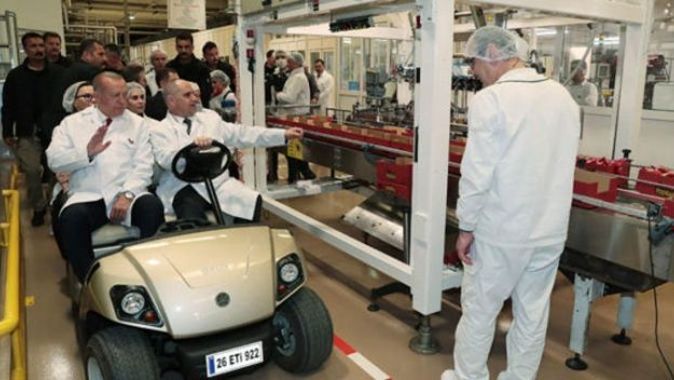 Cumhurbaşkanı Erdoğan&#039;dan fabrika ziyareti