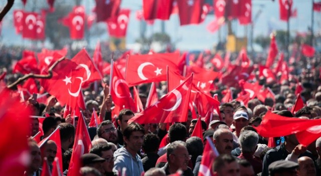 Cumhurbaşkanı Erdoğan, İzmir mitingine 120 bin kişinin katıldığını açıkladı