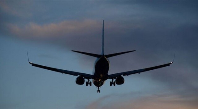 Havalimanında bebeğini unutan kadın yolcu uçağını geri döndürdü
