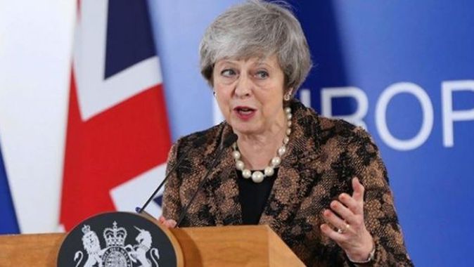 İngiltere Başbakanı Theresa May&#039;den parlamentoya Brexit suçlaması