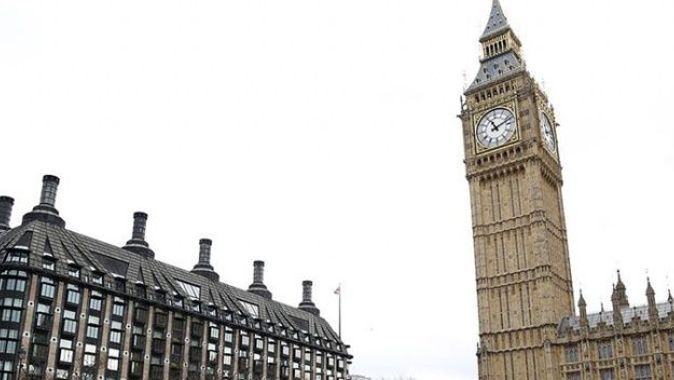 İngiltere&#039;de istifa eden milletvekilleri yeni parti kuruyor