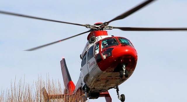 İran&#039;da ambulans helikopter düştü: 5 ölü