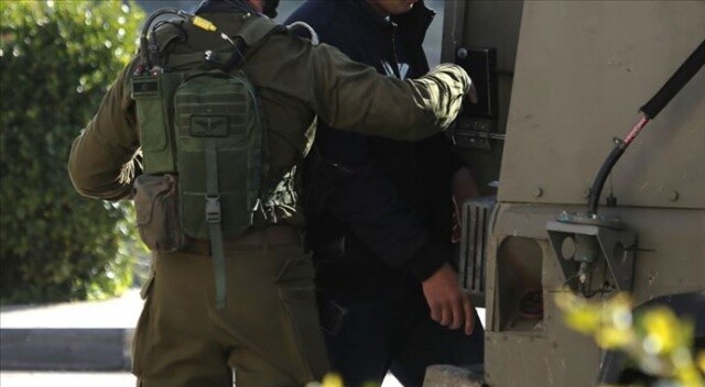 İsrail askerleri Filistin üniversitesine baskın düzenledi