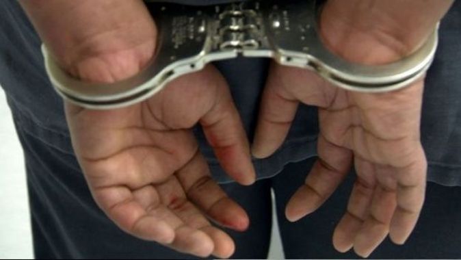 Adli büro memuru rüşvet iddiasıyla tutuklandı