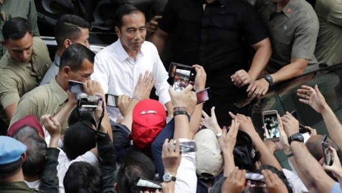 Endonezya’da Joko Widoo yeniden Devlet Başkanı seçildi