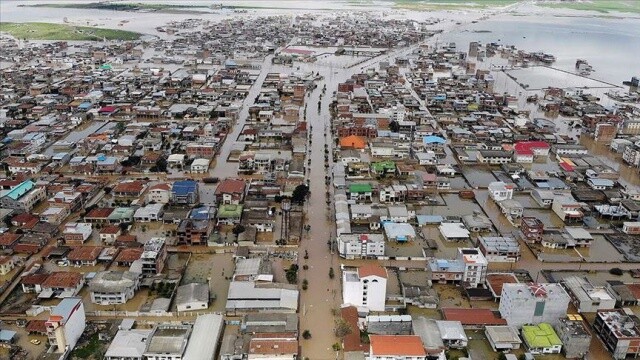 İran&#039;daki sel felaketinde 46 kişi hayatını kaybetti