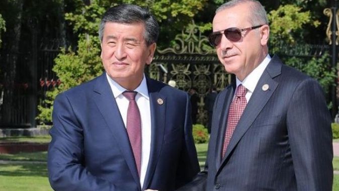 Kırgızistan Cumhurbaşkanı Ceenbekov&#039;dan Erdoğan&#039;a tebrik telefonu