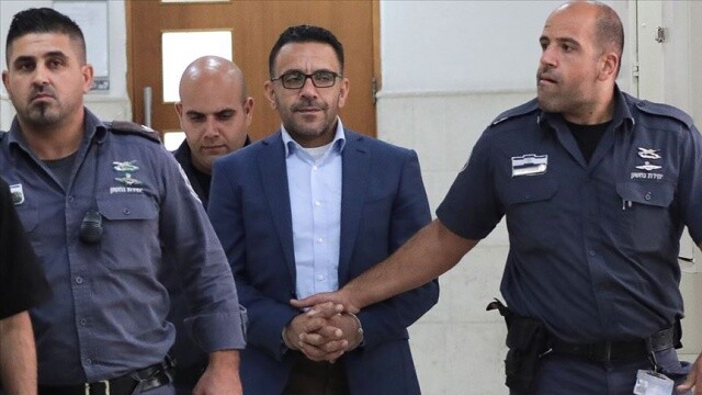 Kudüs Valisi&#039;nin de aralarında bulunduğu 18 Filistinli gözaltına alındı