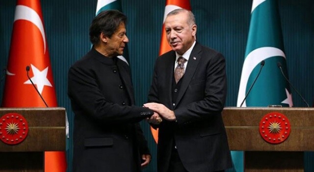 Pakistan Başbakanı, Cumhurbaşkanı Erdoğan’ı tebrik etti