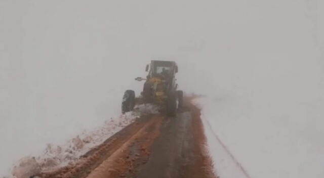 Siirt&#039;te 14 köy yolu kar nedeniyle ulaşıma kapandı