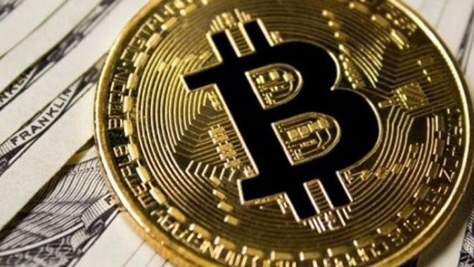 Bitcoin, ticaret savaşı etkisiyle 8 bin doları aştı