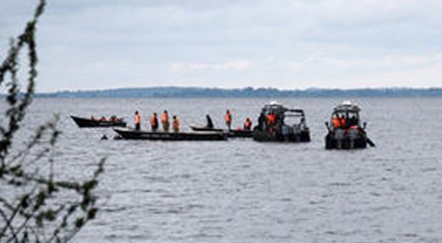 Çin&#039;de yolcu teknesi battı: 10 ölü