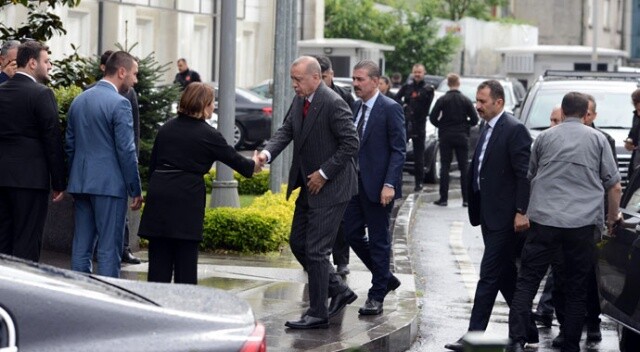Cumhurbaşkanı Erdoğan, AK Parti İstanbul İl Başkanlığı&#039;ndan ayrıldı